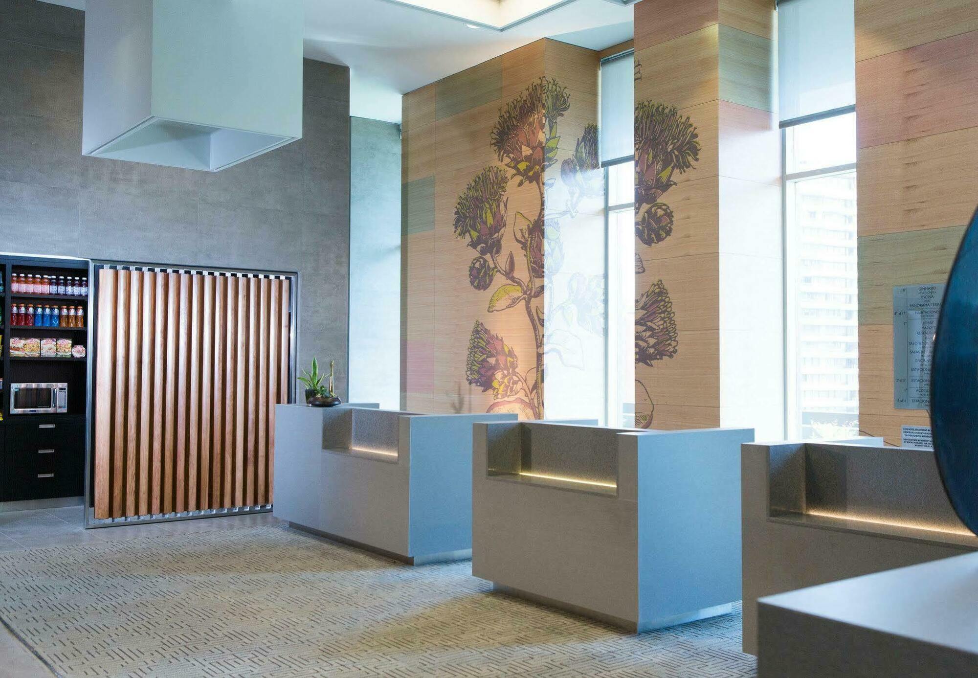 Courtyard By Marriott Condes Hotel Santiago de Chile