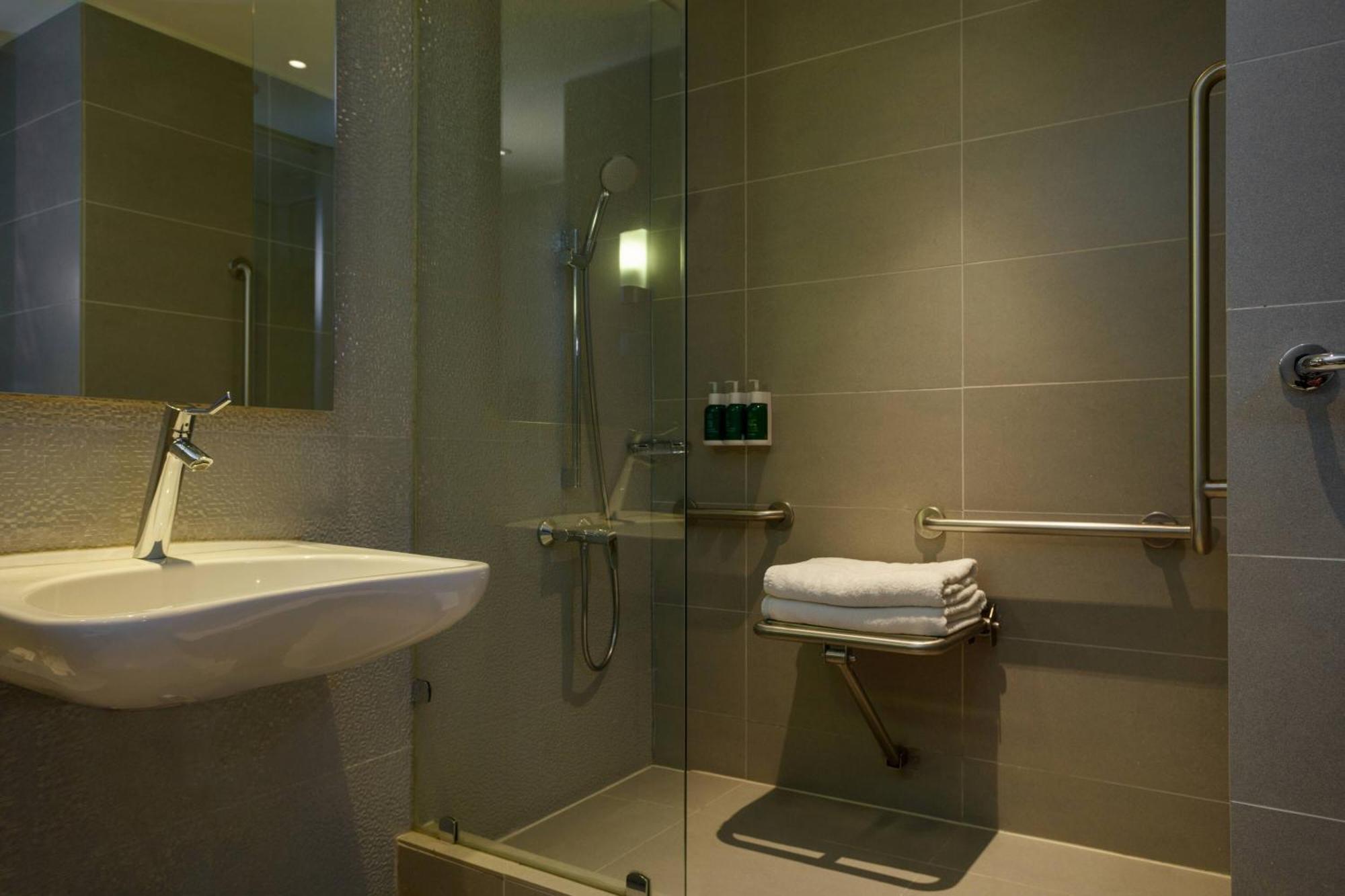 Courtyard By Marriott Condes Santiago de Chile