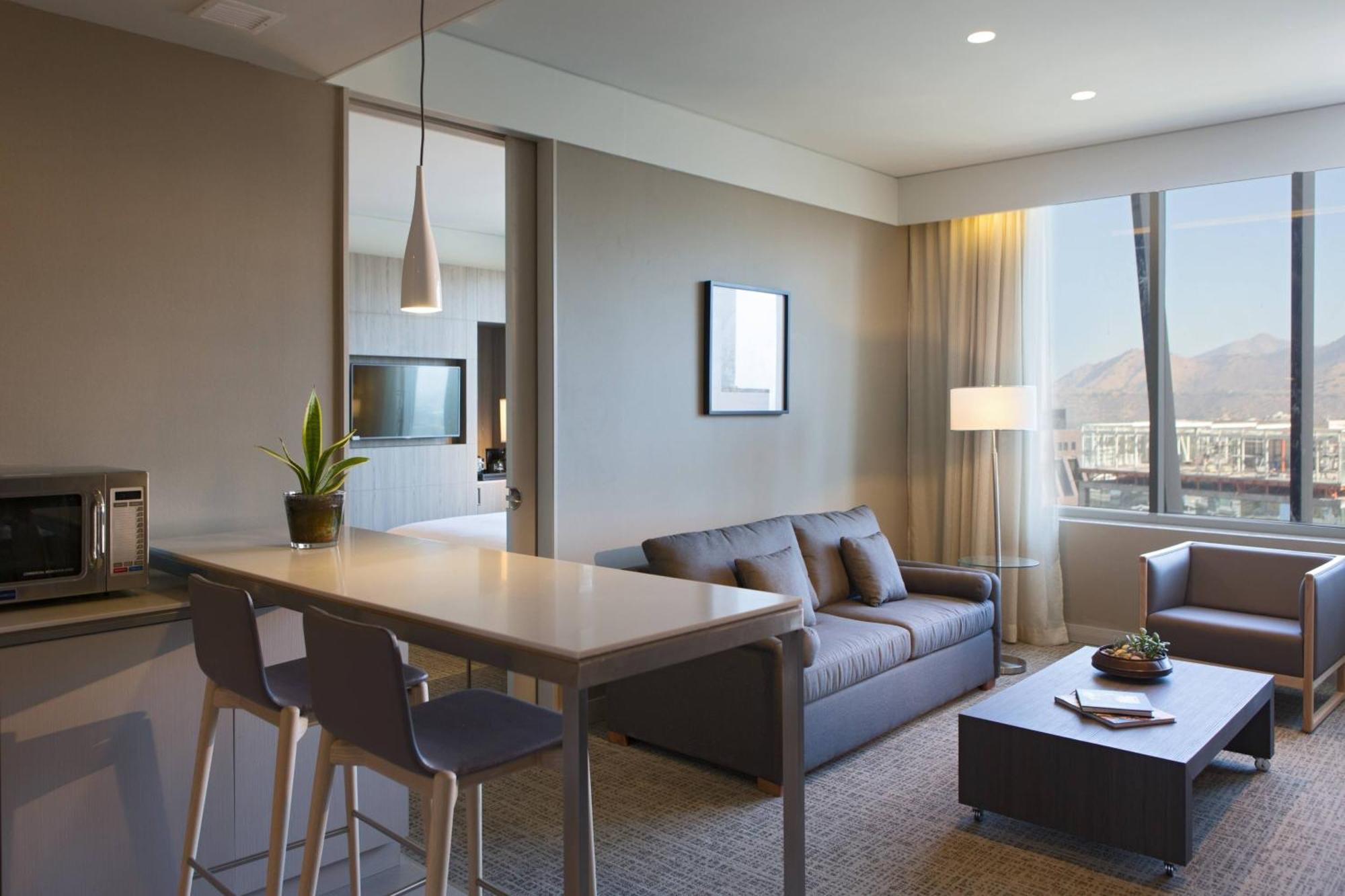 Courtyard By Marriott Condes